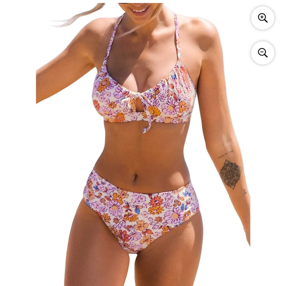 Cupshe Arty Petals Shirred Lace Back Bralette & Mid Rise Bikini‎ Set